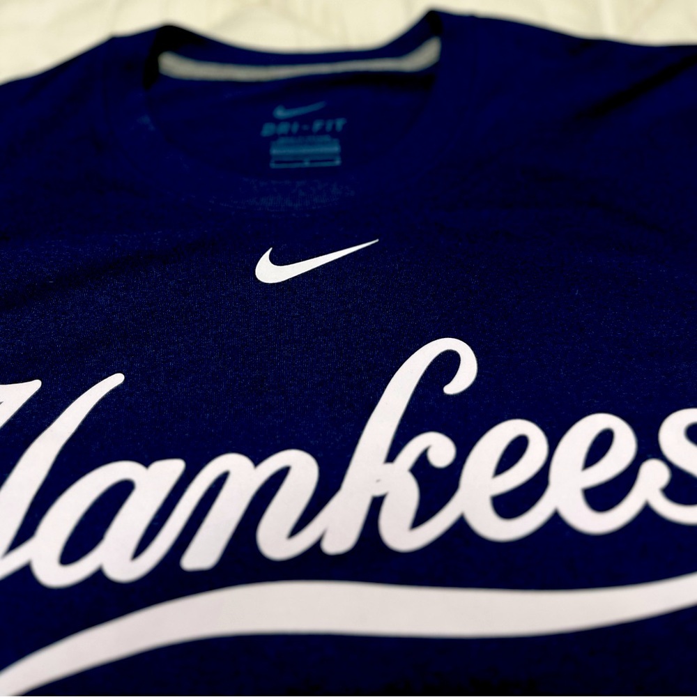 Nike New York Yankees Dri Fit Long Sleeve Shirt Mens Size L 🔥